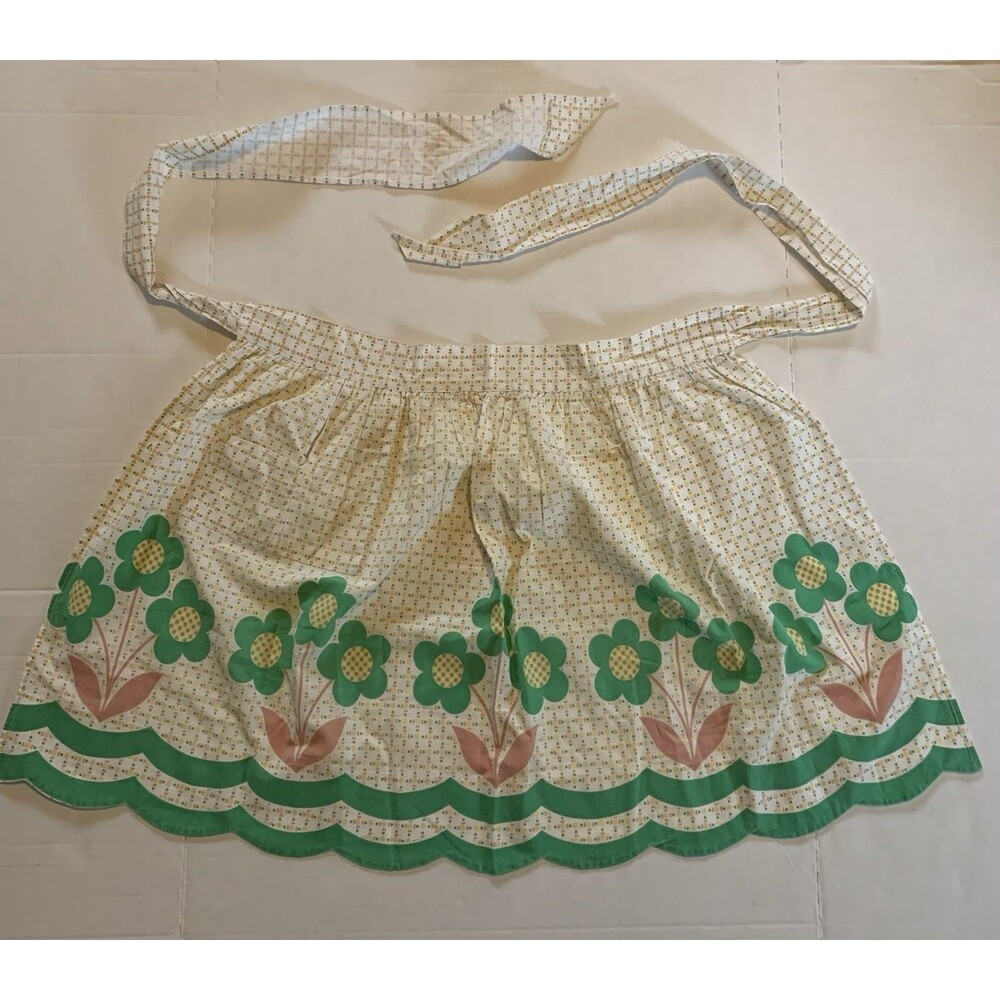 Vintage 70s Retro Grandma Floral Half Apron w/ Pocket Cute!!